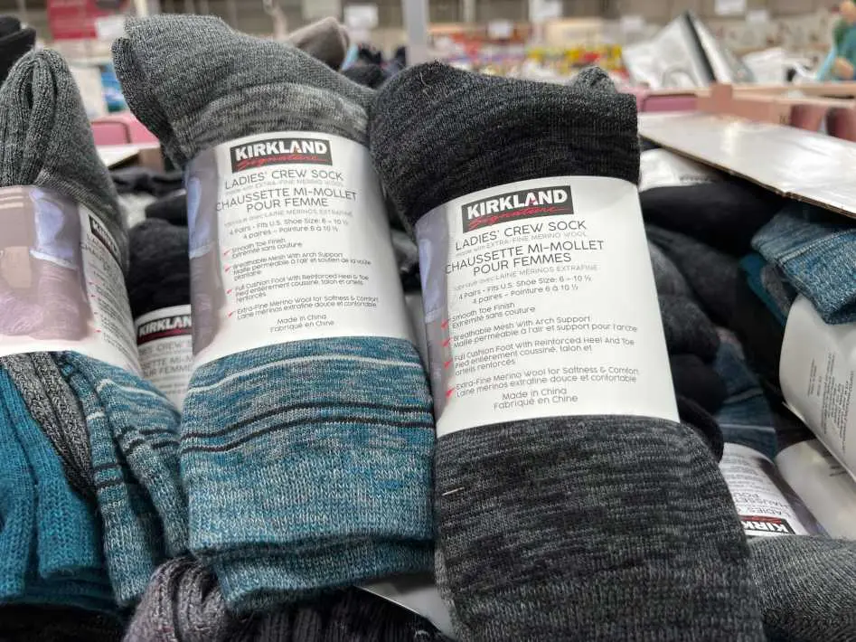 KIRKLAND SIGNATURE TRAIL SOCKS 4PK MENS SIZES 7-13 - Costco Canada (ITM 7771320)