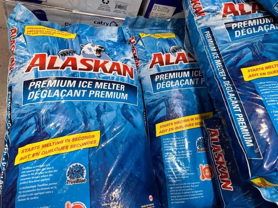 ALASKAN PREMIUM ICE MELTER 25KG BAG - Costco Canada (ITM 1310313)