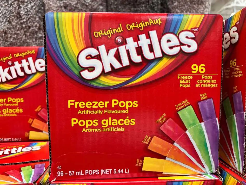 SKITTLES FREEZER POPS 96 x 57 mL - Costco Canada (ITM 1698023)