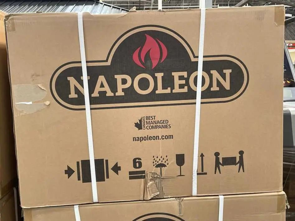 NAPOLEON LEX485 NATURAL GAS GRILL 74,000 BTU - Costco Canada (ITM 1044165)