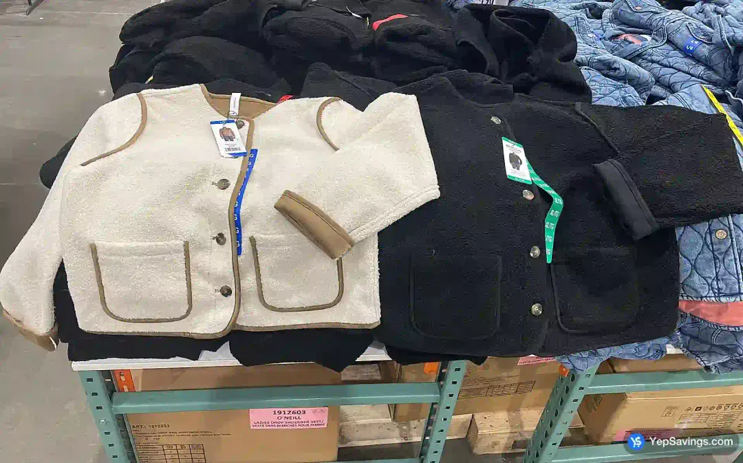 BRIGGS SHERPA JACKET WOMENS SIZES S - XL - Costco Canada (ITM 1116868)