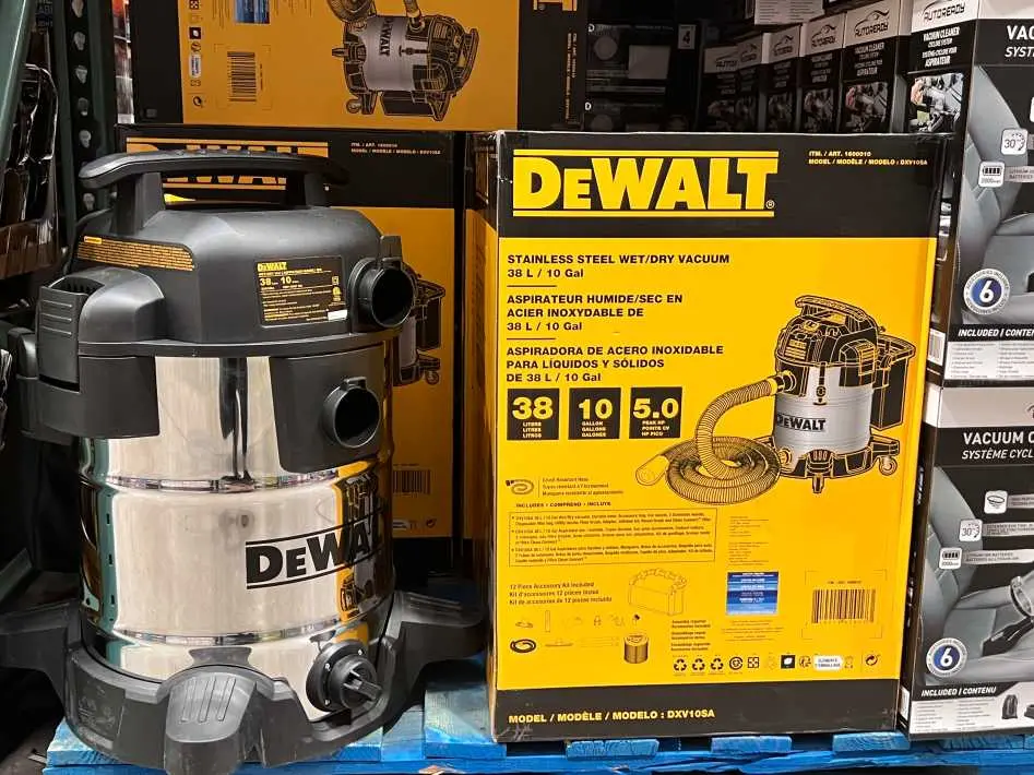 DEWALT 10 GALLON STAINLESS STEEL WET/DRY VACUUM - Costco Canada (ITM 1600010)