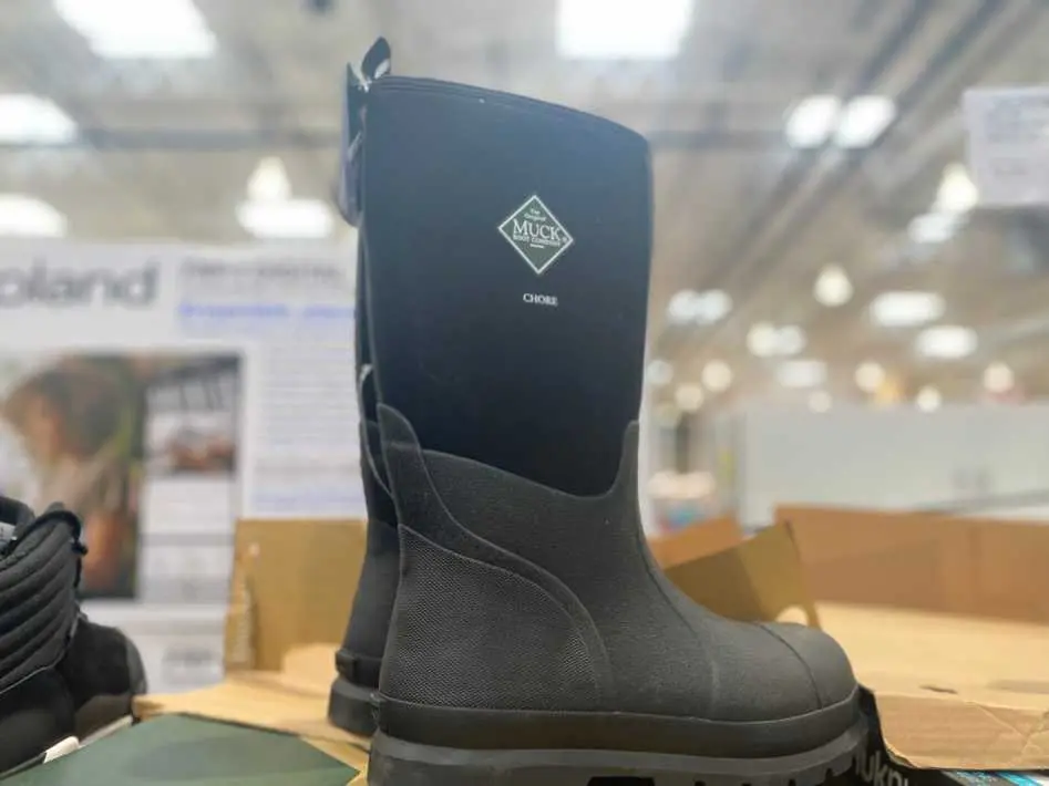 MUCK CHORE HIGH BOOT MENS SIZES 8-12 - Costco Canada (ITM 1039500)