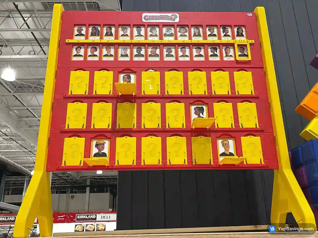HASBRO GIANT GUESS WHO 24 characters - Costco Canada (ITM 1872227)