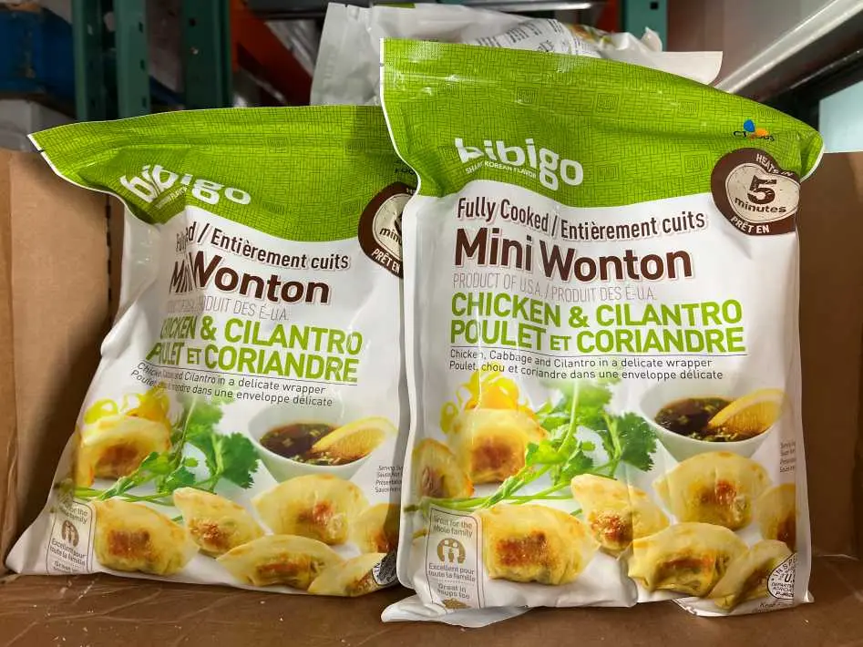 CJ BIBIGO MINI CHICKEN WONTONS 1.36kg - Costco Canada (ITM 638854)