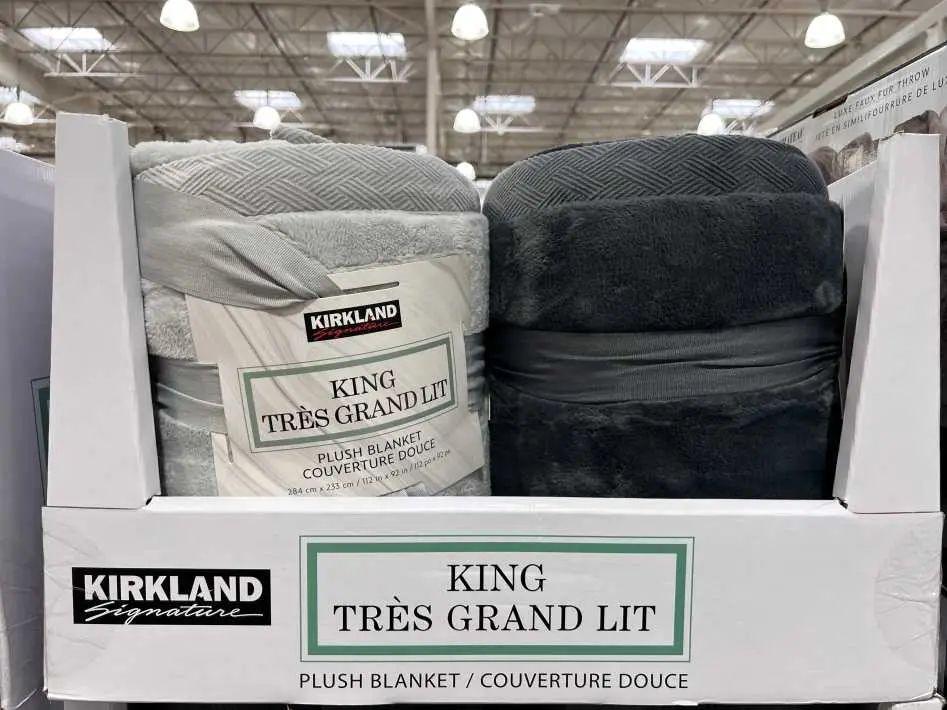 KIRKLAND SIGNATURE KING BLANKET 112"x92" - Costco Canada (ITM 1234920)