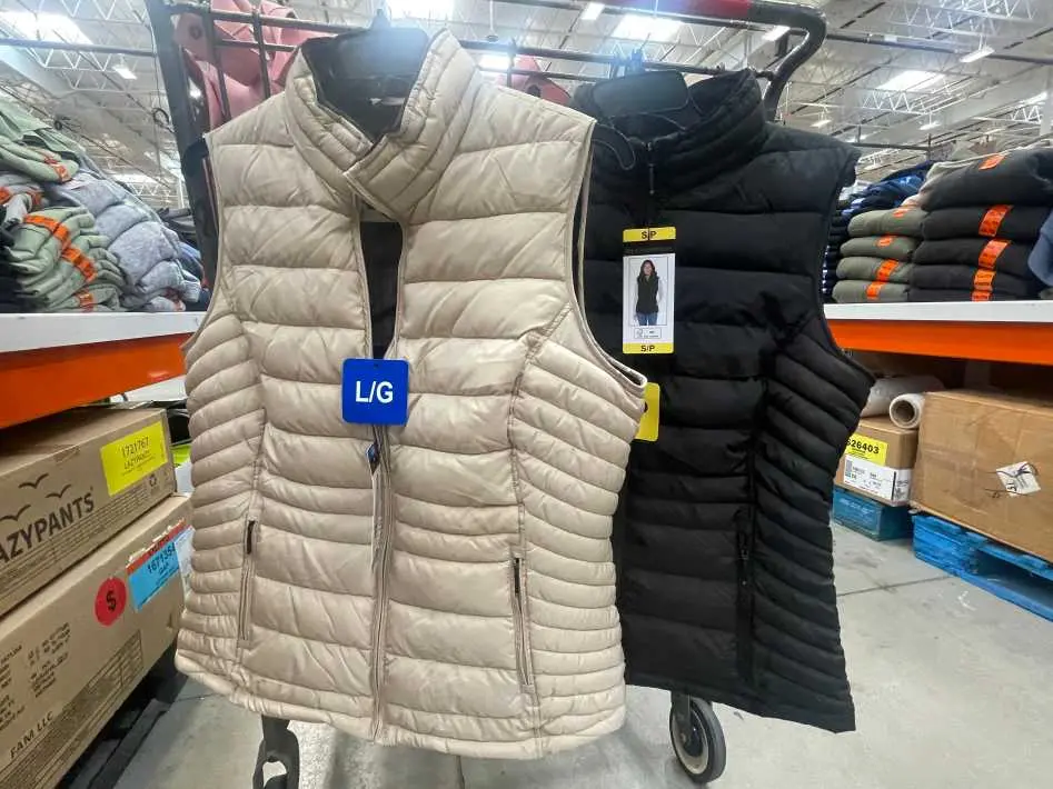 WEATHERPROOF SHORT VEST + LADIES SIZES S - XXL - Costco Canada (ITM 2124002)