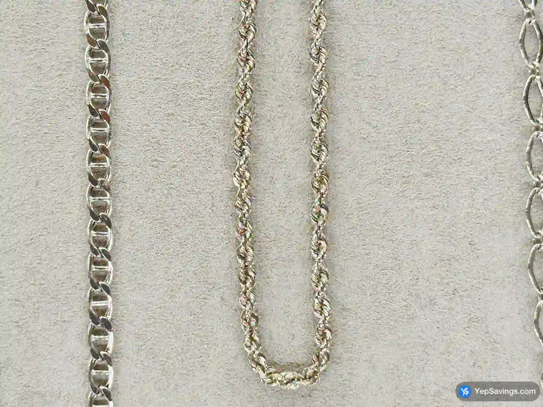 14KT WHITE GOLD OVAL DISK LINK CHAIN NECKLACE 18" - Costco Canada (ITM 1294718)