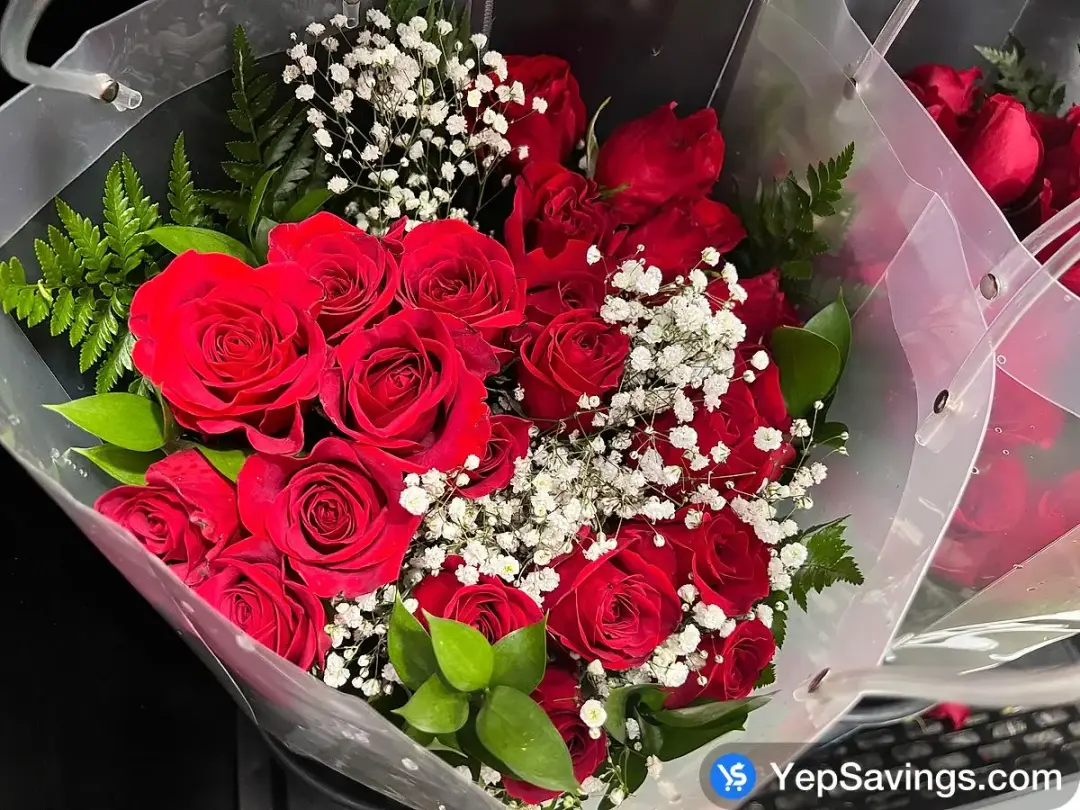 BE MINE 24 RED ROSES IN A VASE - Costco Canada (ITM 1109485)
